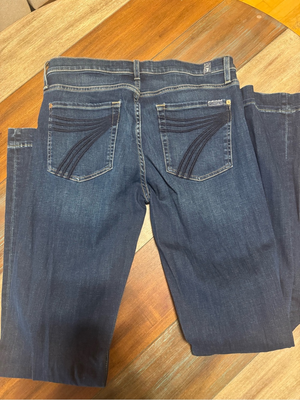 Women’s Dojo 7 for all mankind jeans 31x32